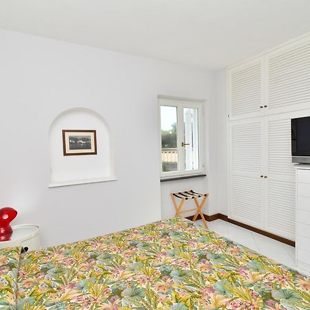 B&B Villa Lentisco Искья Экстерьер фото