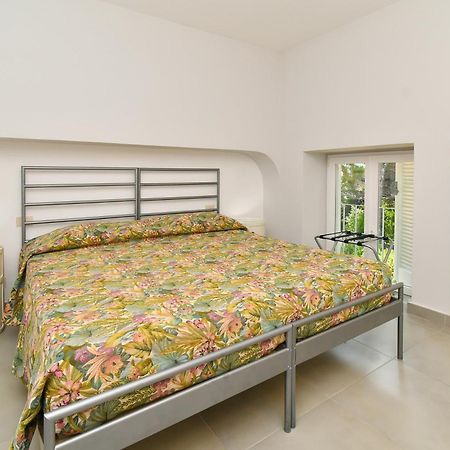 B&B Villa Lentisco Искья Экстерьер фото